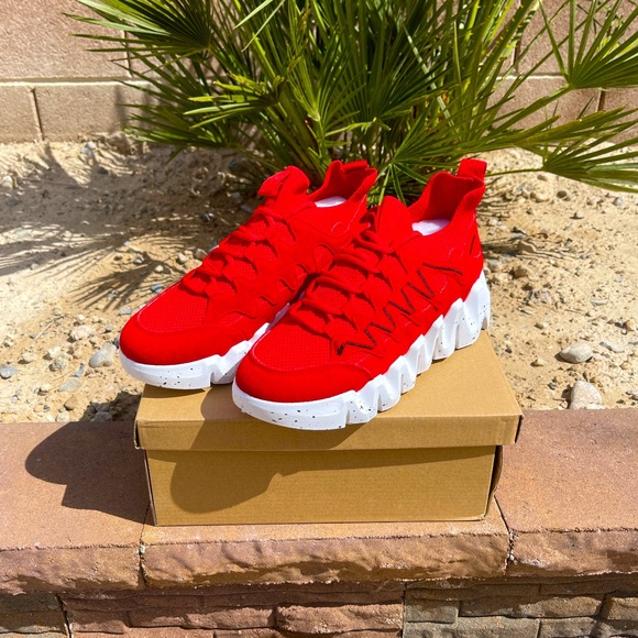 Shoes - Bright Chunky Sneakers 🌹